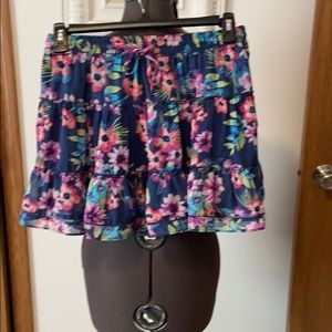 AéRopostale floral skirt.